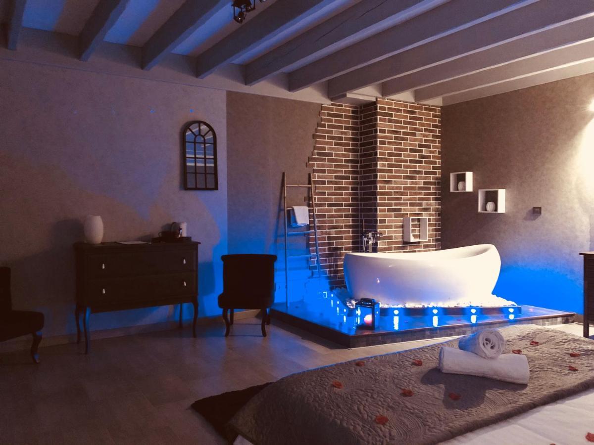 Domaine De Vandenesse Et Spa エクステリア 写真
