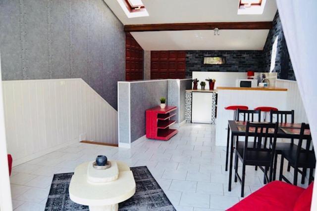 Domaine De Vandenesse Et Spa エクステリア 写真