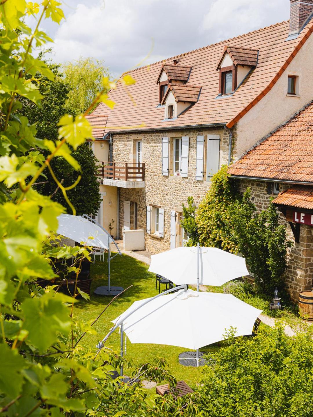 Domaine De Vandenesse Et Spa エクステリア 写真