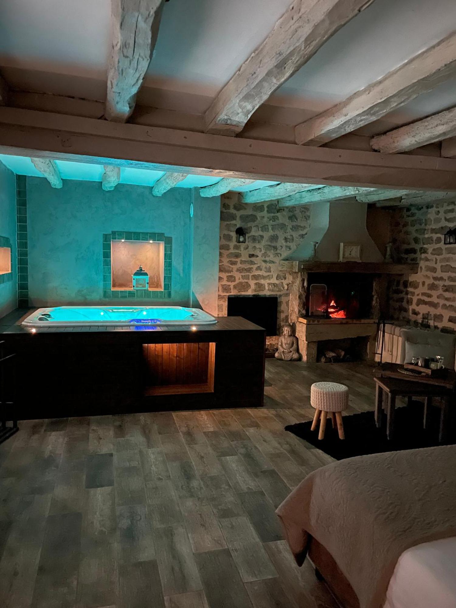 Domaine De Vandenesse Et Spa エクステリア 写真